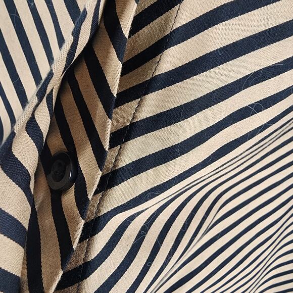 Chico's Women's No Iron Sateen Imperial Stripe Shirt 20/22 Black Neutral Button - Picture 6 of 11